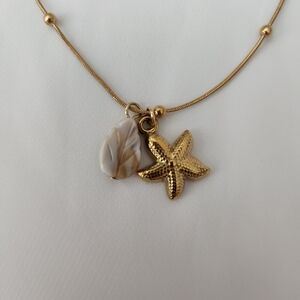 Coastal Starfish & Leaf-shaped Stone Gold-tone Necklace Beachy Dainty